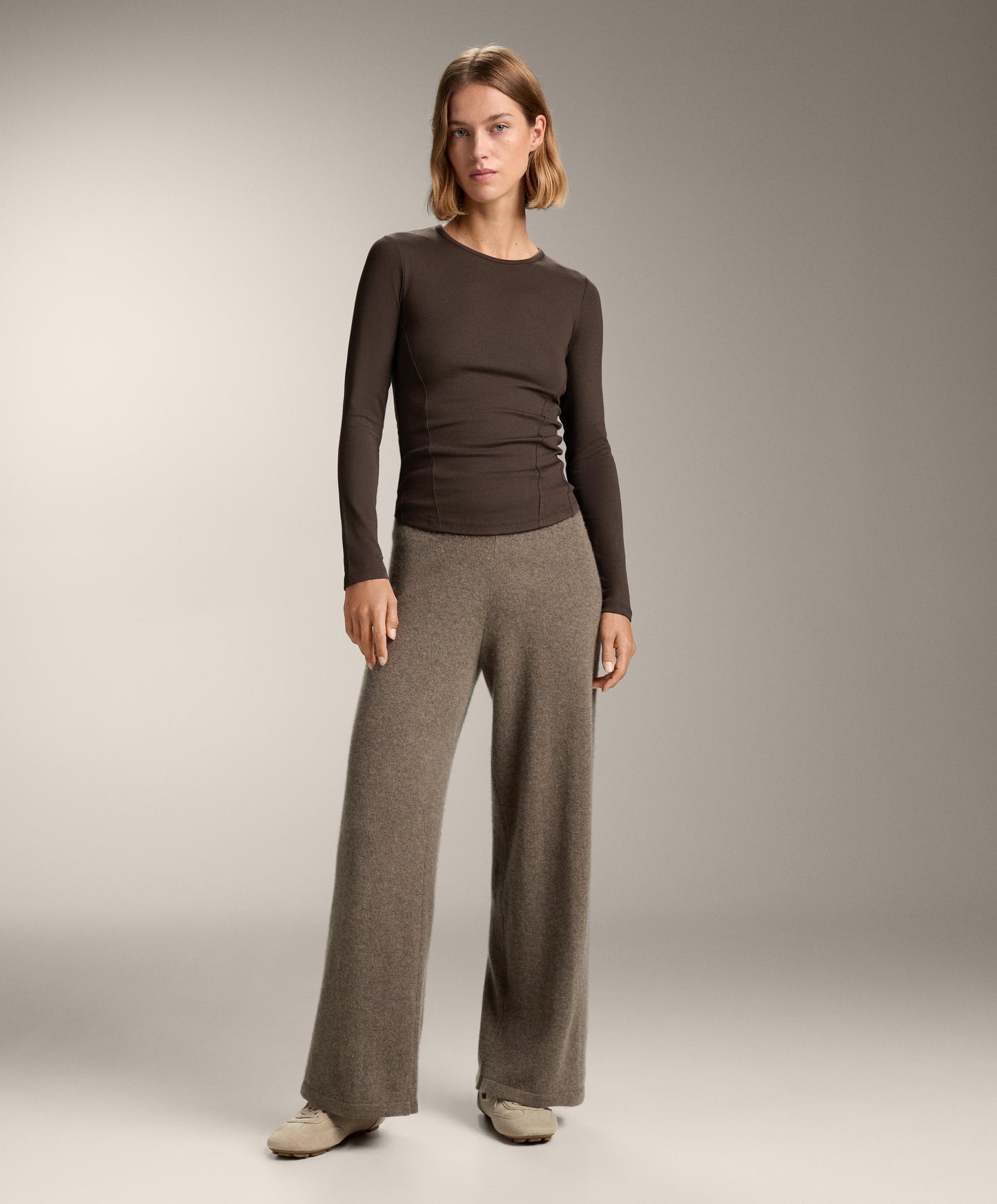 Straight leg 100% cashmere trousers