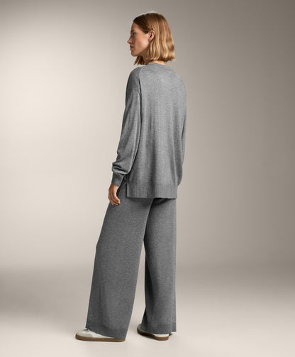 10% cashmere straight knit trousers