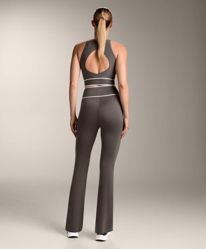 Perfect-adapt cross V-waist flare trousers