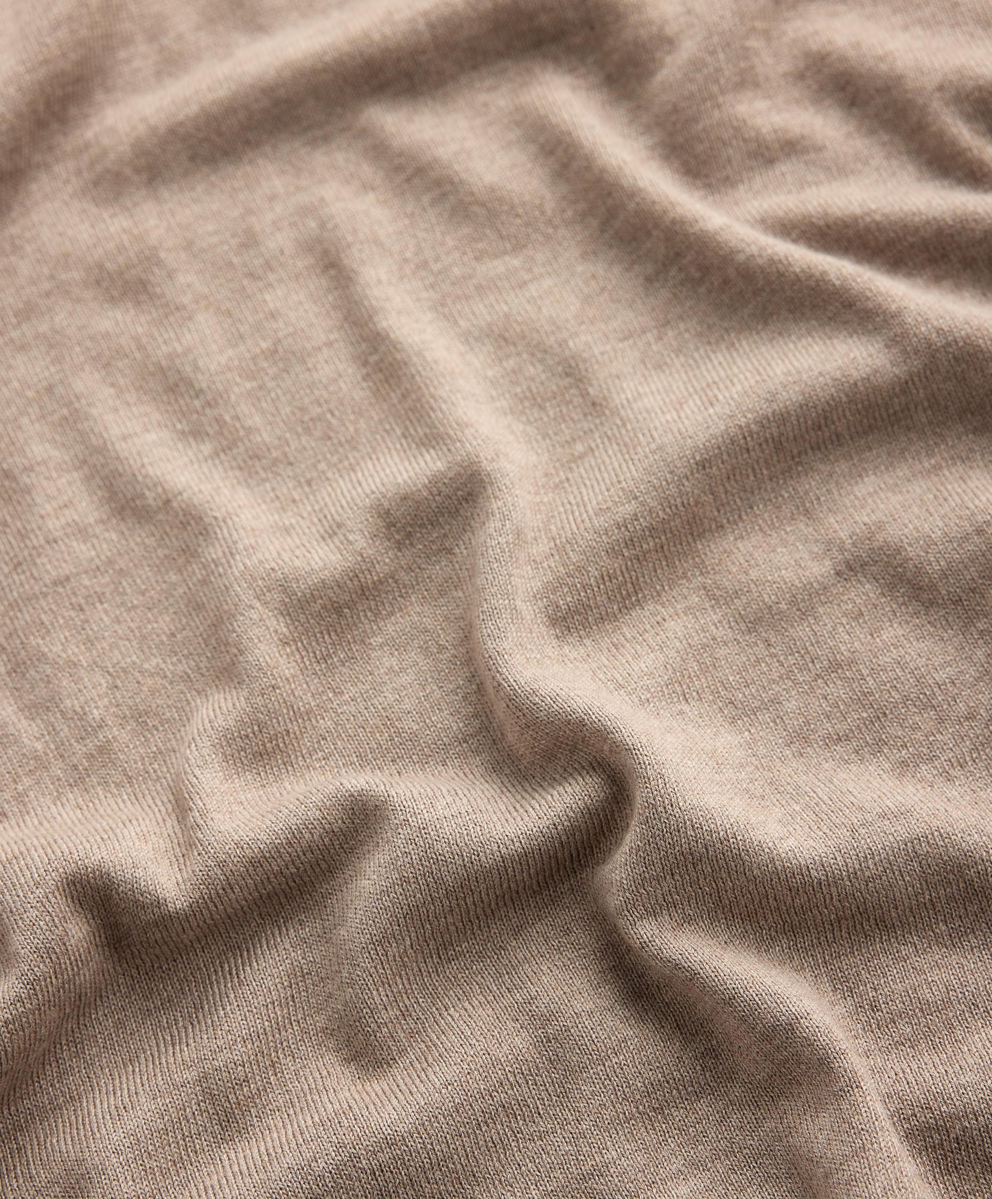 Round neck knit jumper 10% cashmere