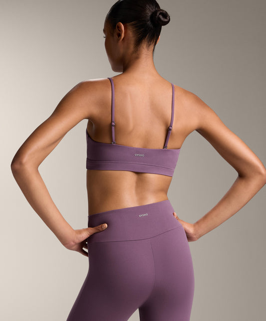 Light-support Comfortlux crossover-strap sports bra