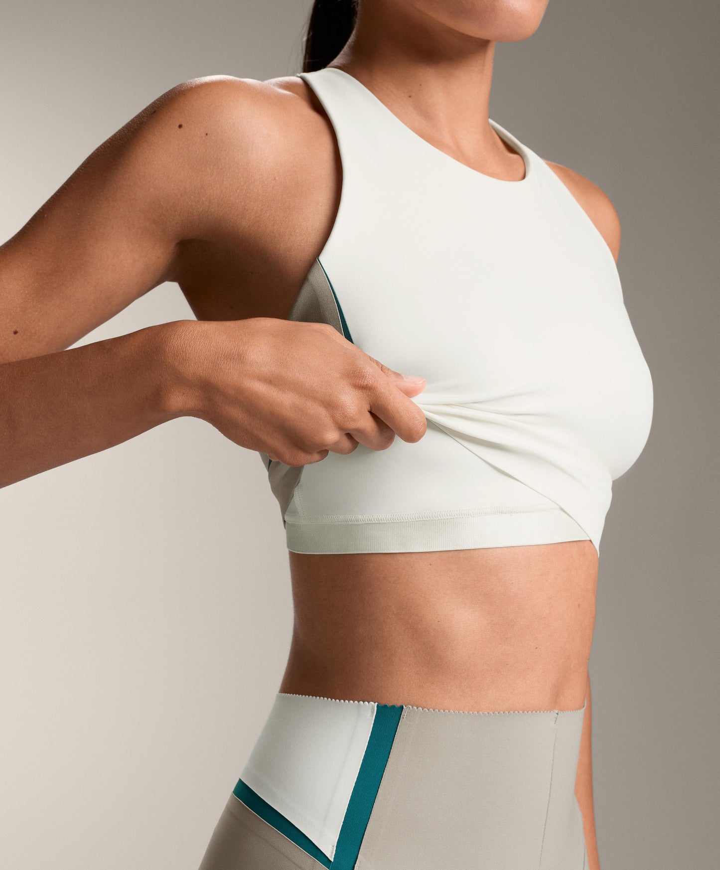 Lines compressive tank top