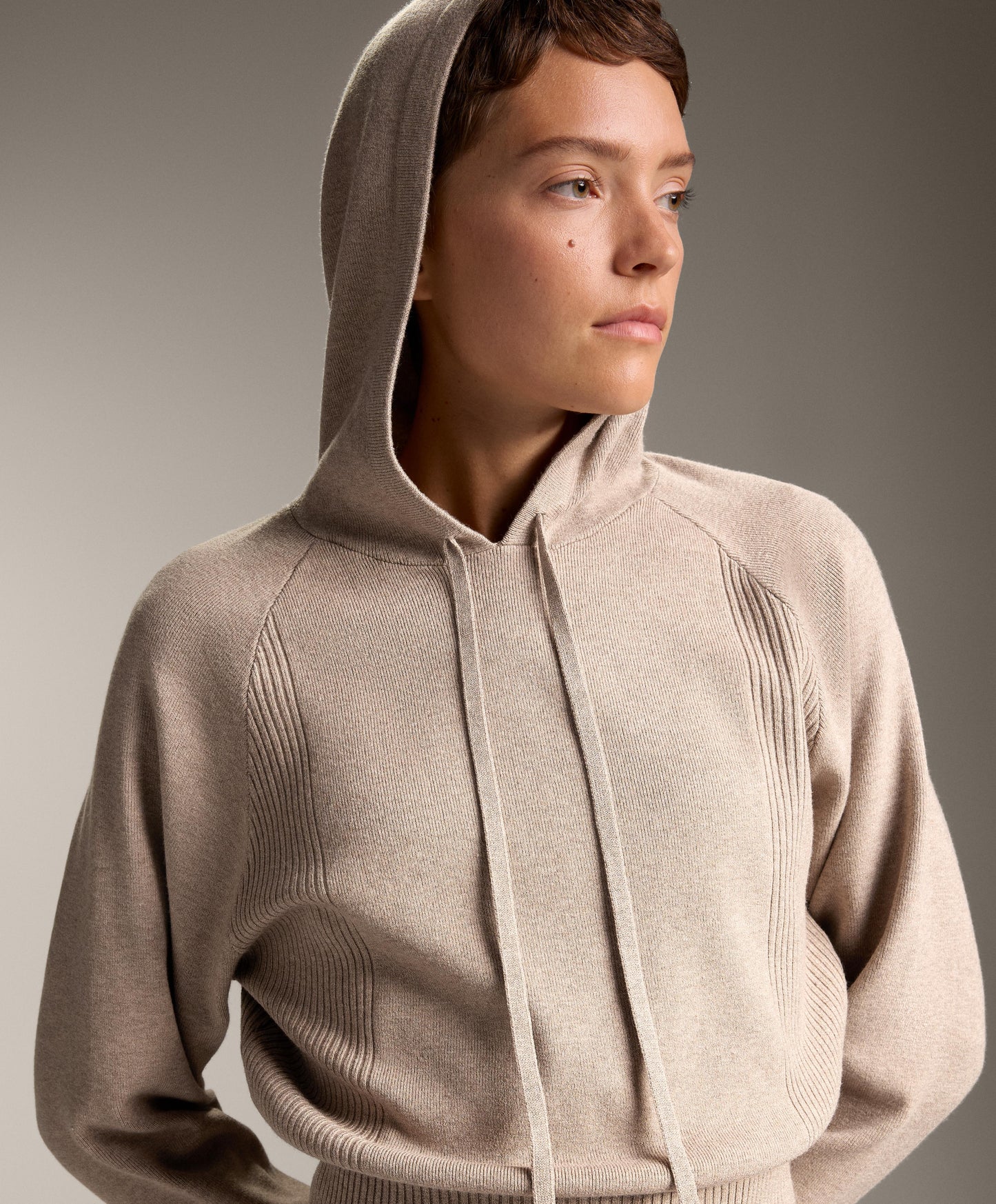 Rib jumper with drawstring hood and fitted waist