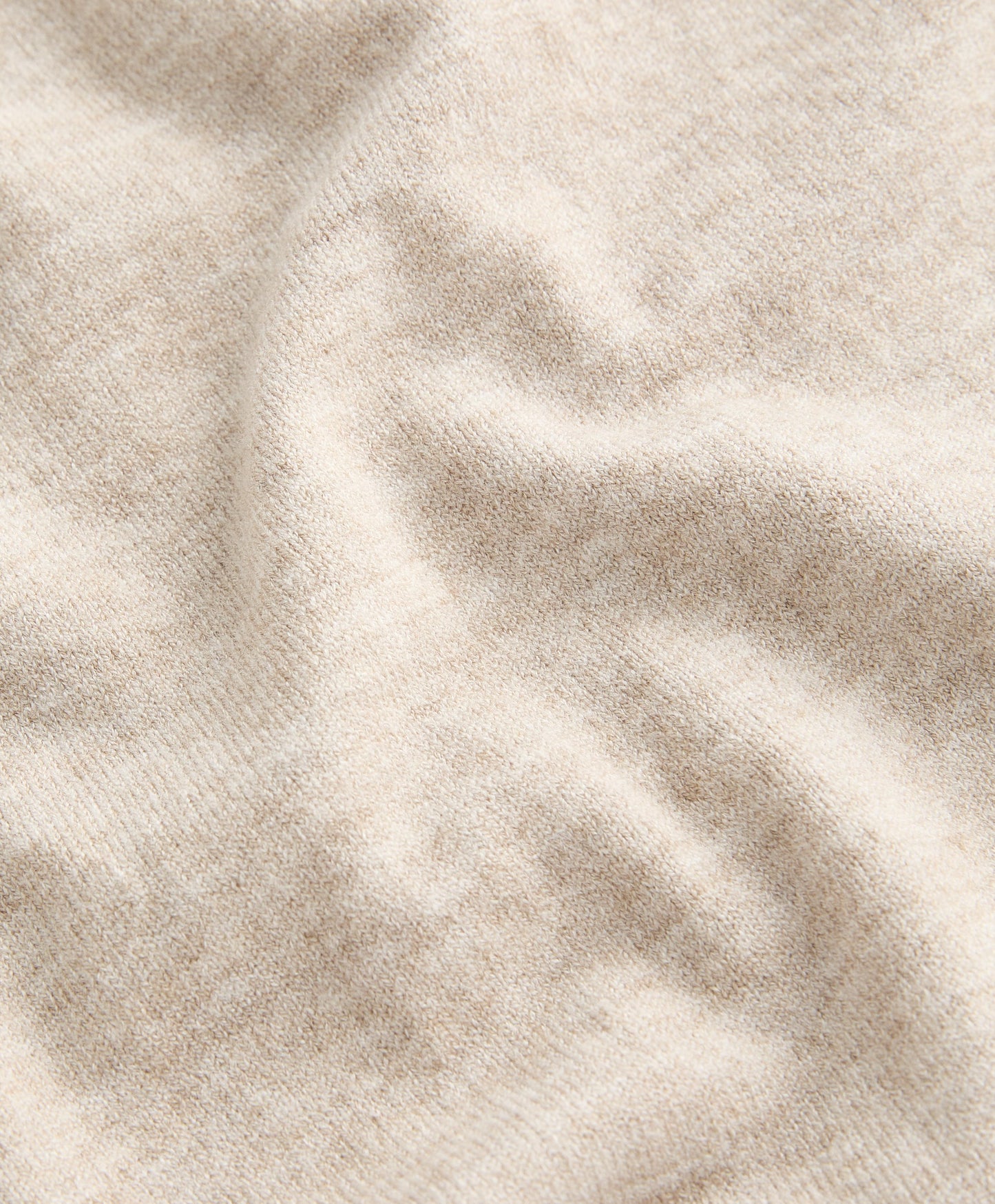 Fine knit hooded jumper