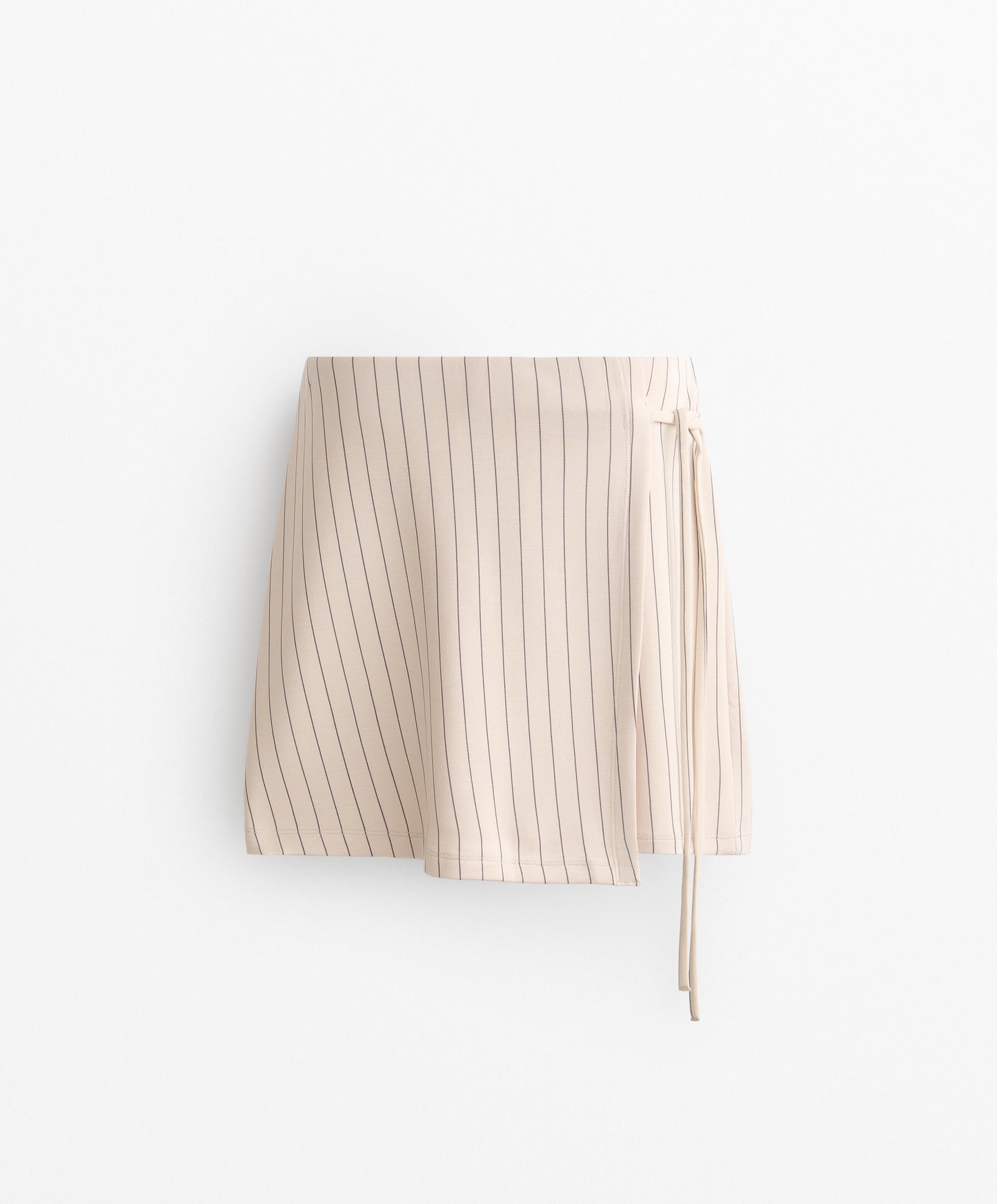 Tie shorts with soft touch modal